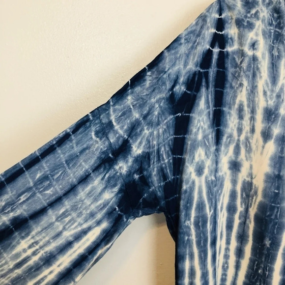 Jachs Girlfriend Women’s Small Tie-dye Long Sleeve Tassel Hem Top - Picture 5 of 9